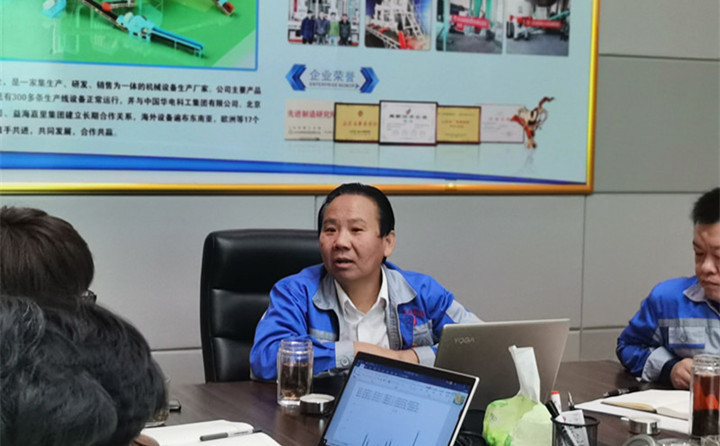 居邦源集团董事长景奉国先生鼓励大家要大胆，要用心做，找到合适的销售及谈判方式
