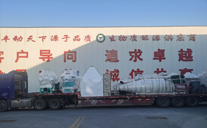 颗粒机生产线装车完成